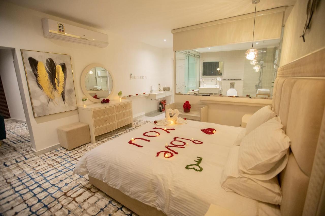 Rosa Bella Apartment Nizwa Bagian luar foto