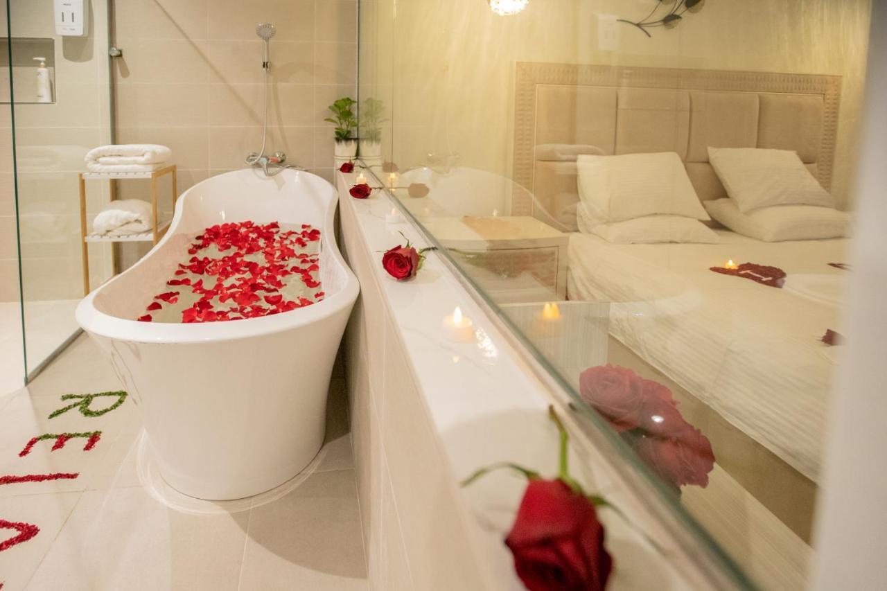 Rosa Bella Apartment Nizwa Bagian luar foto